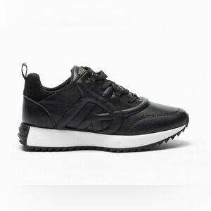 NEW DKNY Ladies Sleek Sneakers